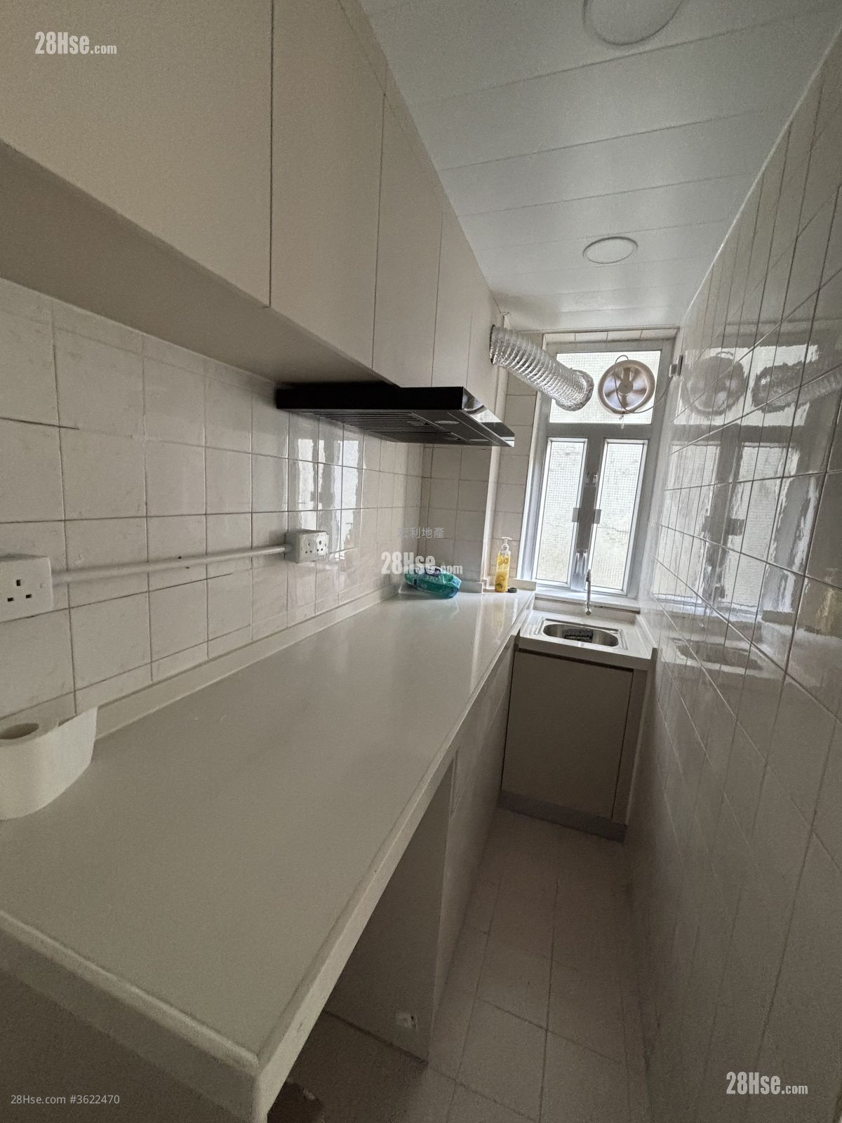 麗英大廈 租盤 443 平方呎 麗英大廈 租盤 443 平方呎