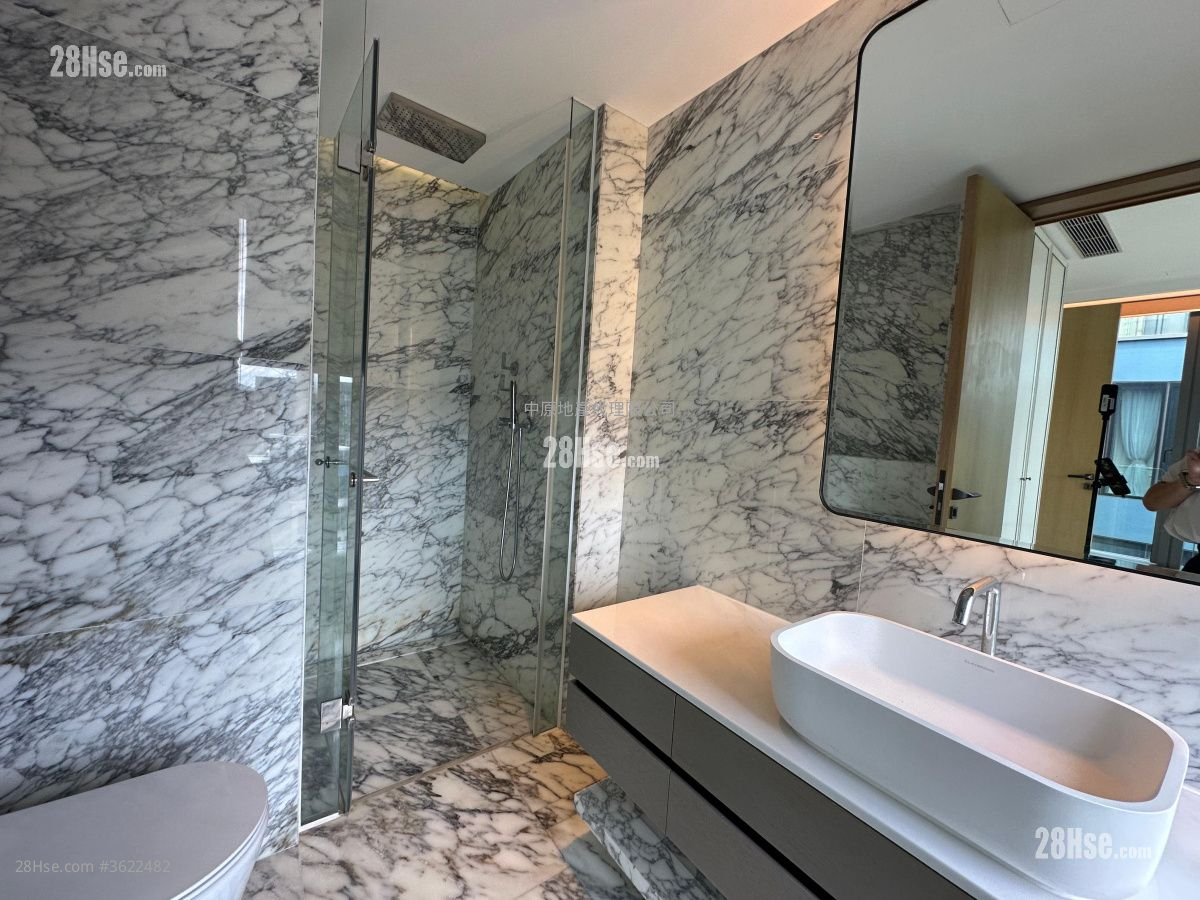 La Vetta Sell 4 Bedrooms , 5+ Bathrooms 2,100 ft² La Vetta Sell 4 Bedrooms , 5+ Bathrooms 2,100 ft²