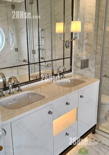 Le Cap Rental 1,810 ft² Le Cap Rental 1,810 ft²