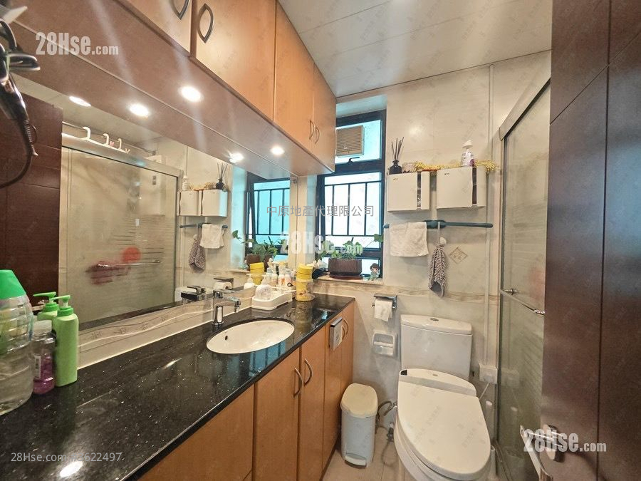 Royal Ascot Sell 3 Bedrooms , 2 Bathrooms 974 ft² Royal Ascot Sell 3 Bedrooms , 2 Bathrooms 974 ft²