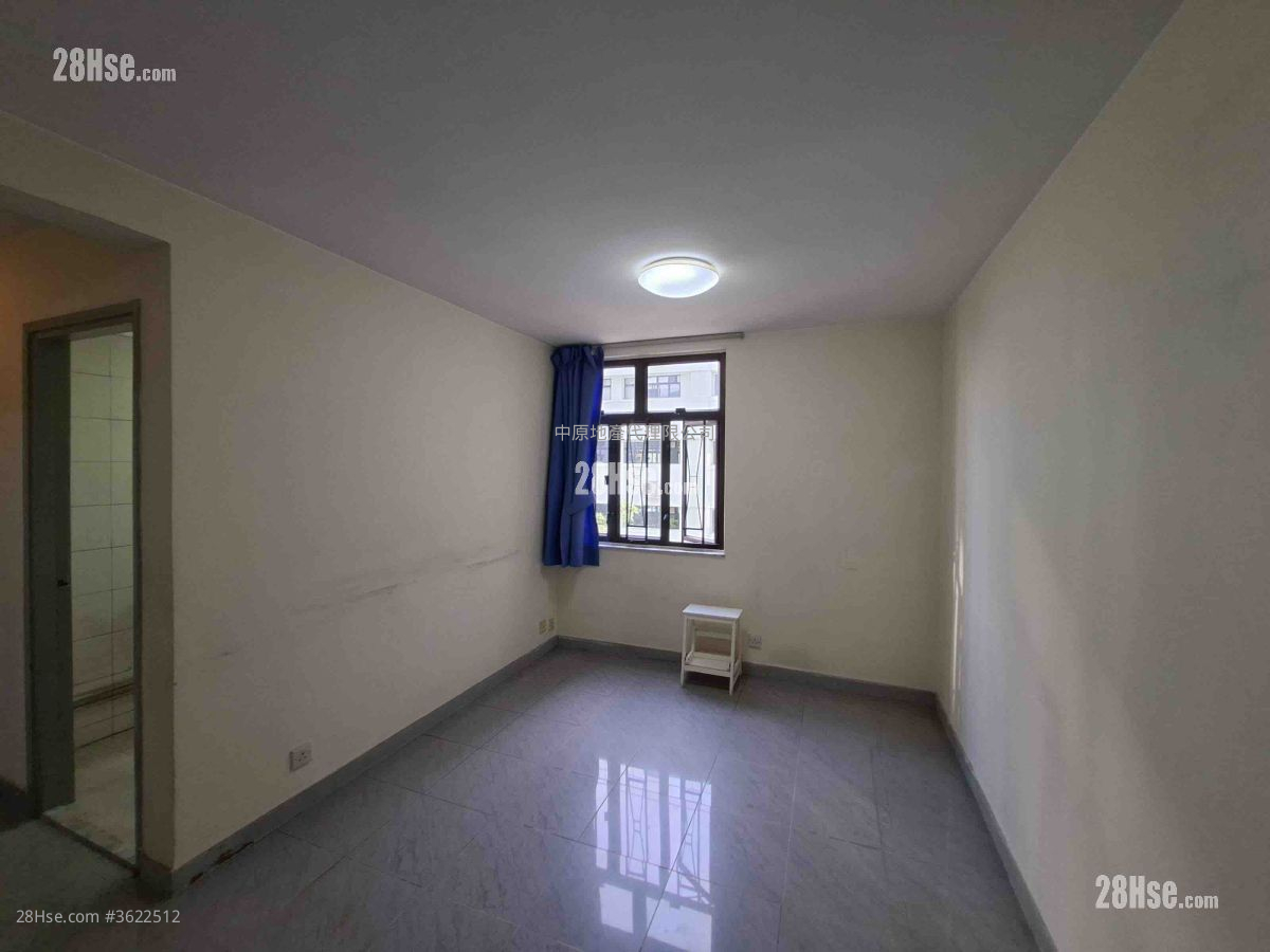 廳: 綠楊新邨 售盤 2 房 , 1 浴室 445 平方呎 廳: 綠楊新邨 售盤 2 房 , 1 浴室 445 平方呎