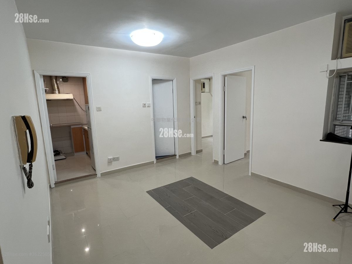 Carado Garden Sell 428 ft² Carado Garden Sell 428 ft²