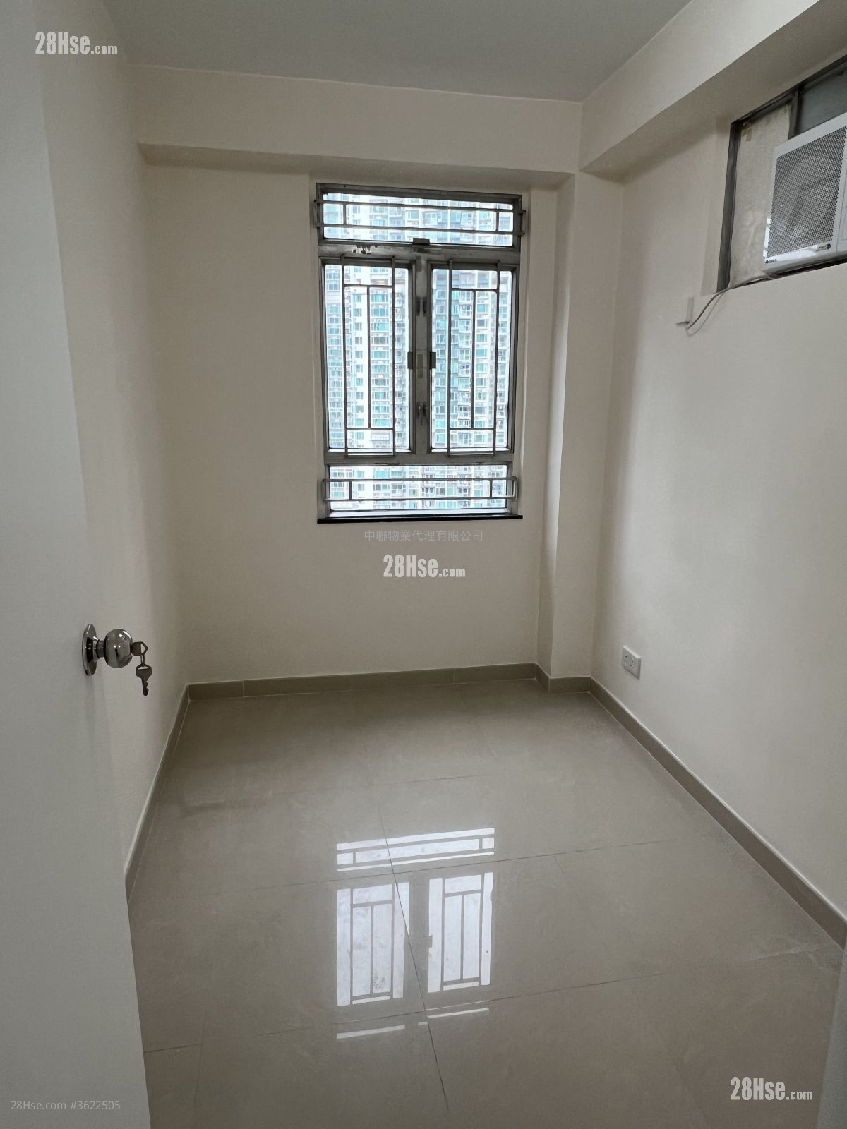 Carado Garden Sell 428 ft² Carado Garden Sell 428 ft²