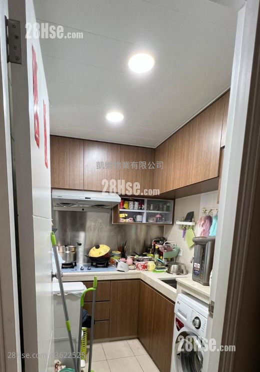 Kwun Tak Court Sell 2 Bedrooms , 1 Bathroom 482 ft² Kwun Tak Court Sell 2 Bedrooms , 1 Bathroom 482 ft²