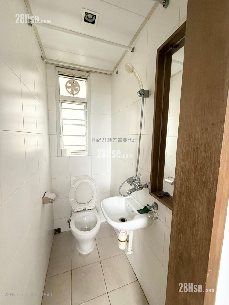 One Beacon Hill Rental 4 Bedrooms , 3 Bathrooms 1,495 ft² One Beacon Hill Rental 4 Bedrooms , 3 Bathrooms 1,495 ft²