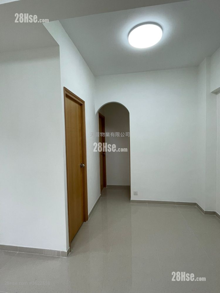 Chung Nam Mansion Sell 3 Bedrooms , 1 Bathroom 503 ft² Chung Nam Mansion Sell 3 Bedrooms , 1 Bathroom 503 ft²