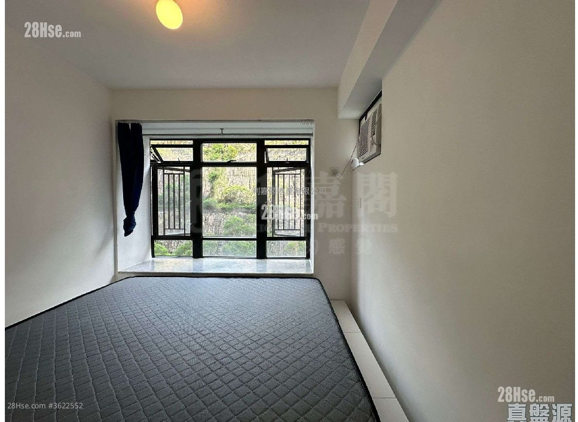 康怡花園 售盤 3 房 , 1 浴室 596 平方呎 康怡花園 售盤 3 房 , 1 浴室 596 平方呎