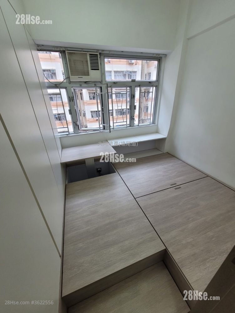 Cosmopolitan Estate Rental 2 Bedrooms 325 ft² Cosmopolitan Estate Rental 2 Bedrooms 325 ft²