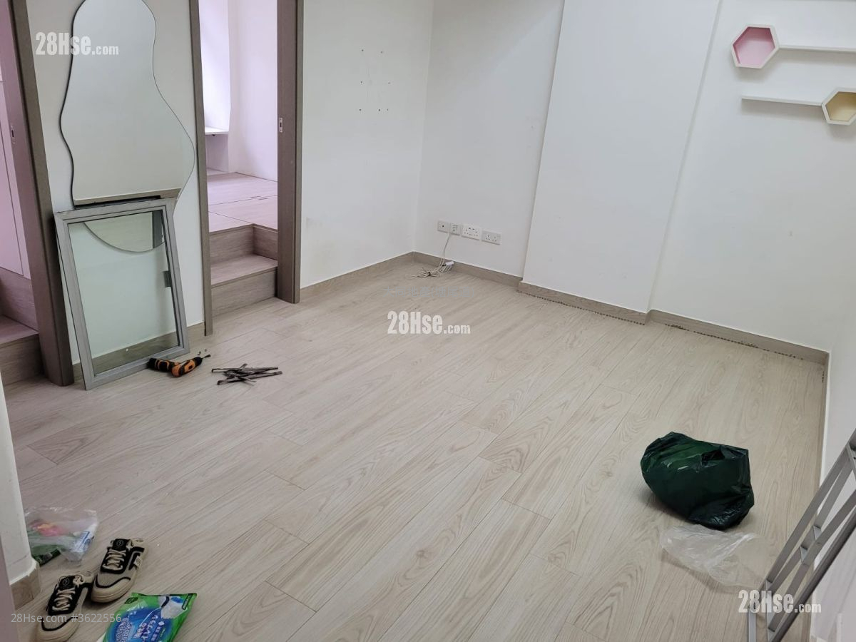 Cosmopolitan Estate Rental 2 Bedrooms 325 ft² Cosmopolitan Estate Rental 2 Bedrooms 325 ft²