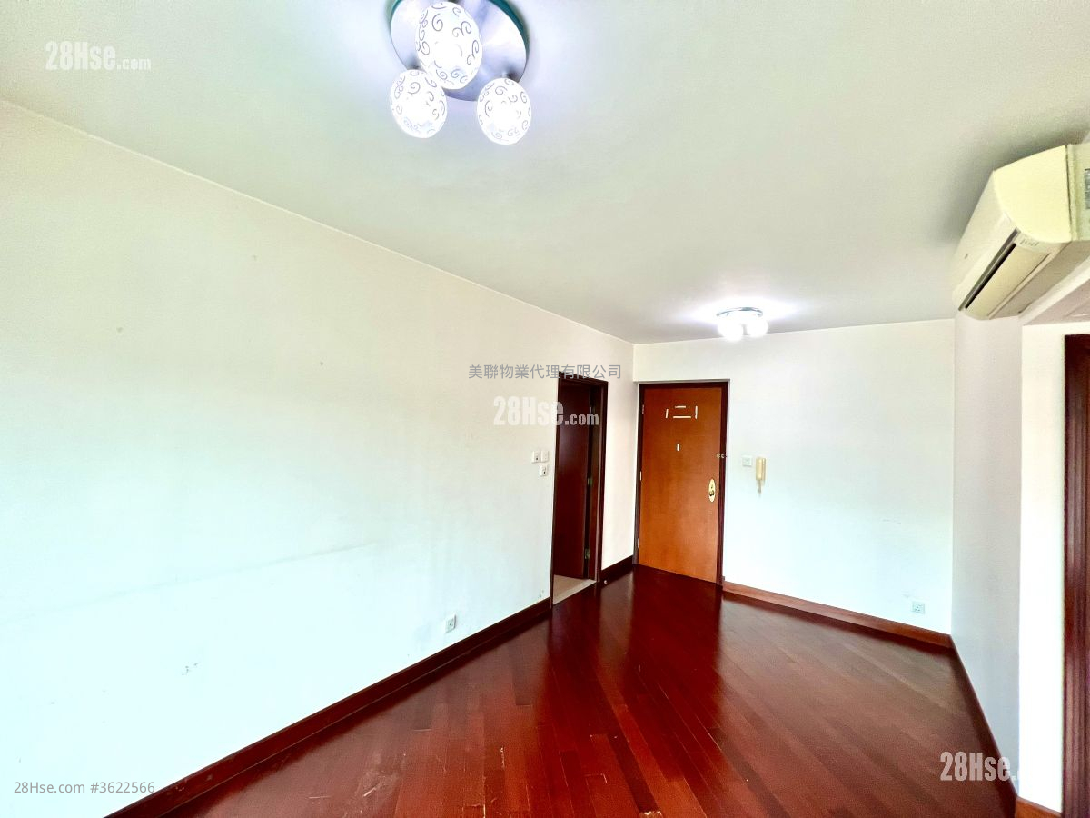 living room: Bellagio Sell 2 Bedrooms , 1 Bathroom 515 ft² living room: Bellagio Sell 2 Bedrooms , 1 Bathroom 515 ft²