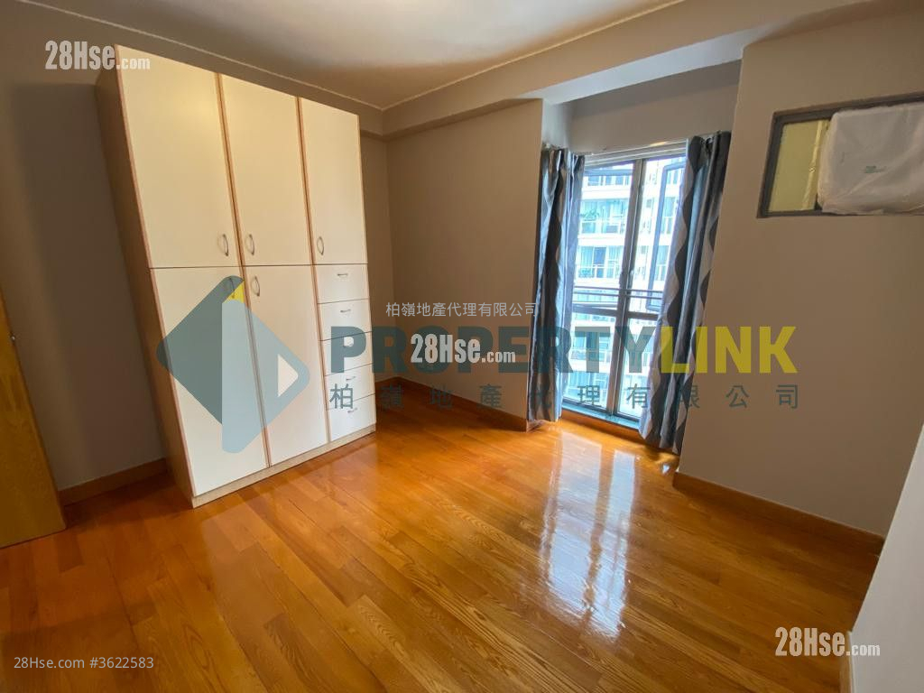 Hollywood Terrace Sell 616 ft² Hollywood Terrace Sell 616 ft²