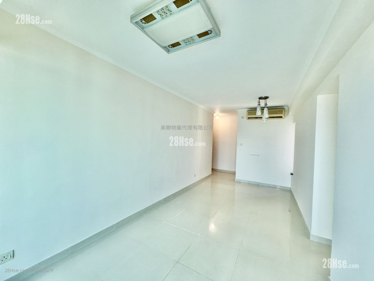 廳: 海雲軒 售盤 3 房 , 2 浴室 680 平方呎 廳: 海雲軒 售盤 3 房 , 2 浴室 680 平方呎