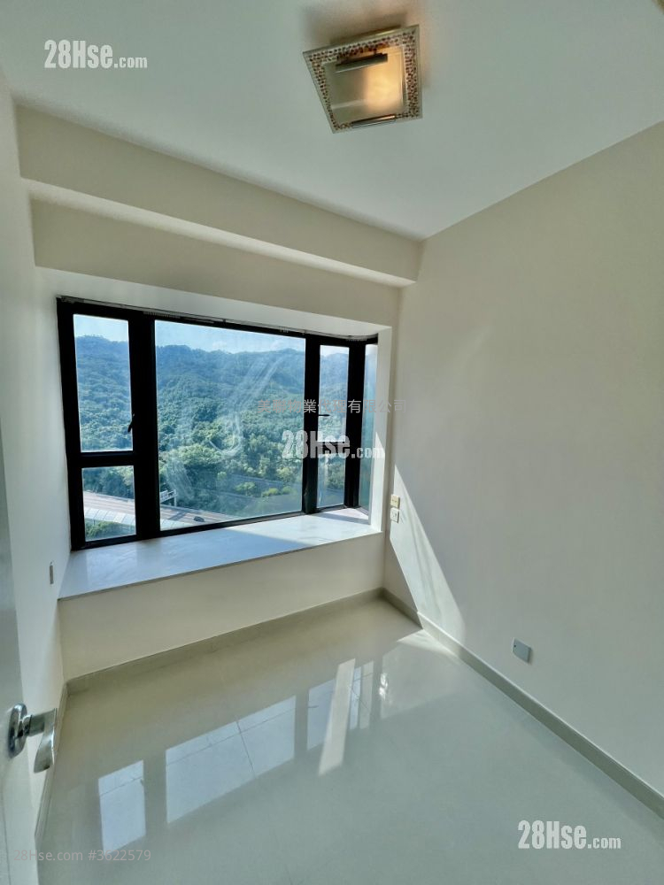 睡房 2: 海雲軒 售盤 3 房 , 2 浴室 680 平方呎 睡房 2: 海雲軒 售盤 3 房 , 2 浴室 680 平方呎