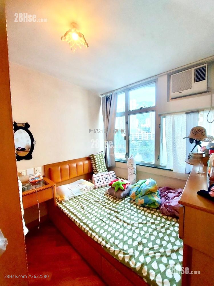 Fung Chuen Court Sell 2 Bedrooms , 1 Bathroom 407 ft² Fung Chuen Court Sell 2 Bedrooms , 1 Bathroom 407 ft²