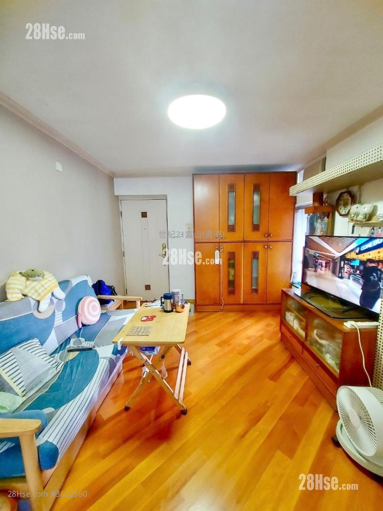 Fung Chuen Court Sell 2 Bedrooms , 1 Bathroom 407 ft² Fung Chuen Court Sell 2 Bedrooms , 1 Bathroom 407 ft²