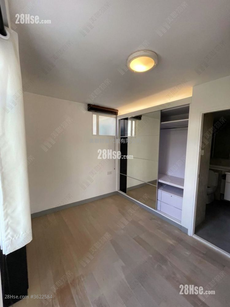 Mei Foo Sun Chuen Rental 2 Bedrooms , 2 Bathrooms 716 ft² Mei Foo Sun Chuen Rental 2 Bedrooms , 2 Bathrooms 716 ft²