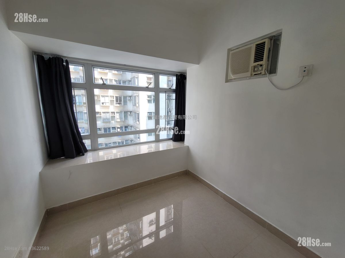 荃景花園 租盤 2 房 362 平方呎 荃景花園 租盤 2 房 362 平方呎