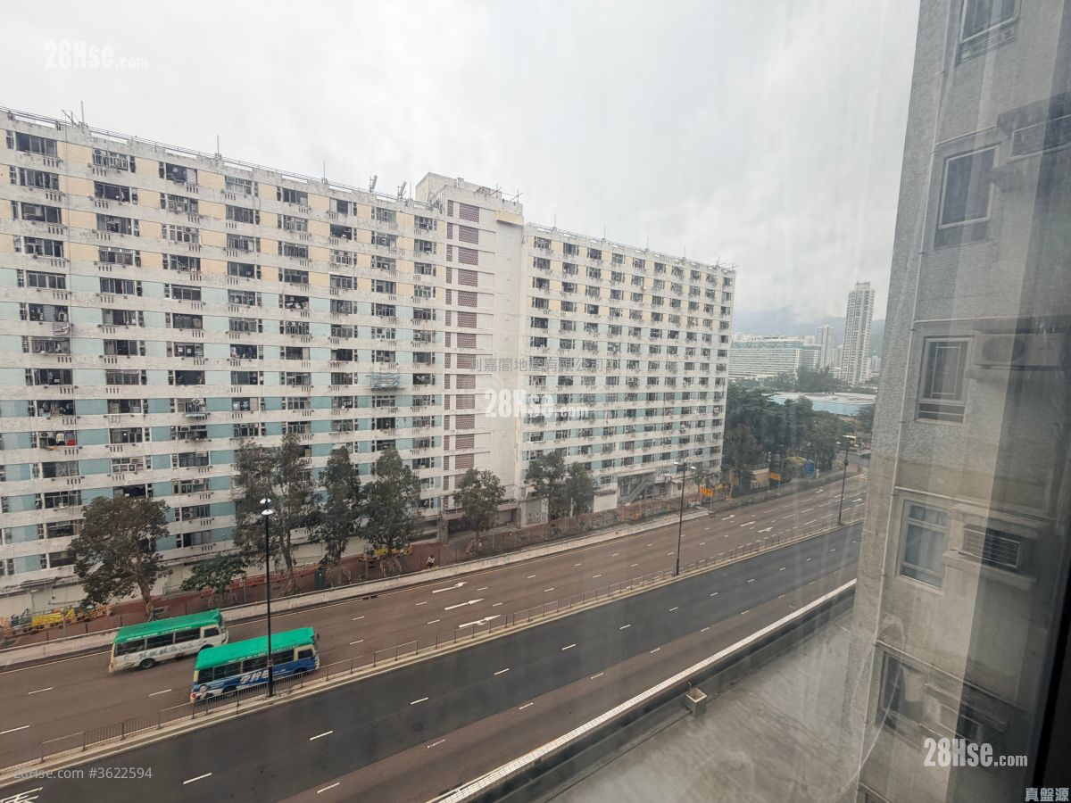 Lucky Plaza Sell 1 Bedroom 334 ft² Lucky Plaza Sell 1 Bedroom 334 ft²