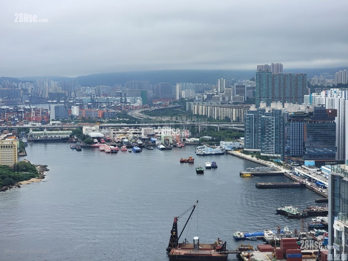 一號銀海 售盤 3 房 665 平方呎 一號銀海 售盤 3 房 665 平方呎