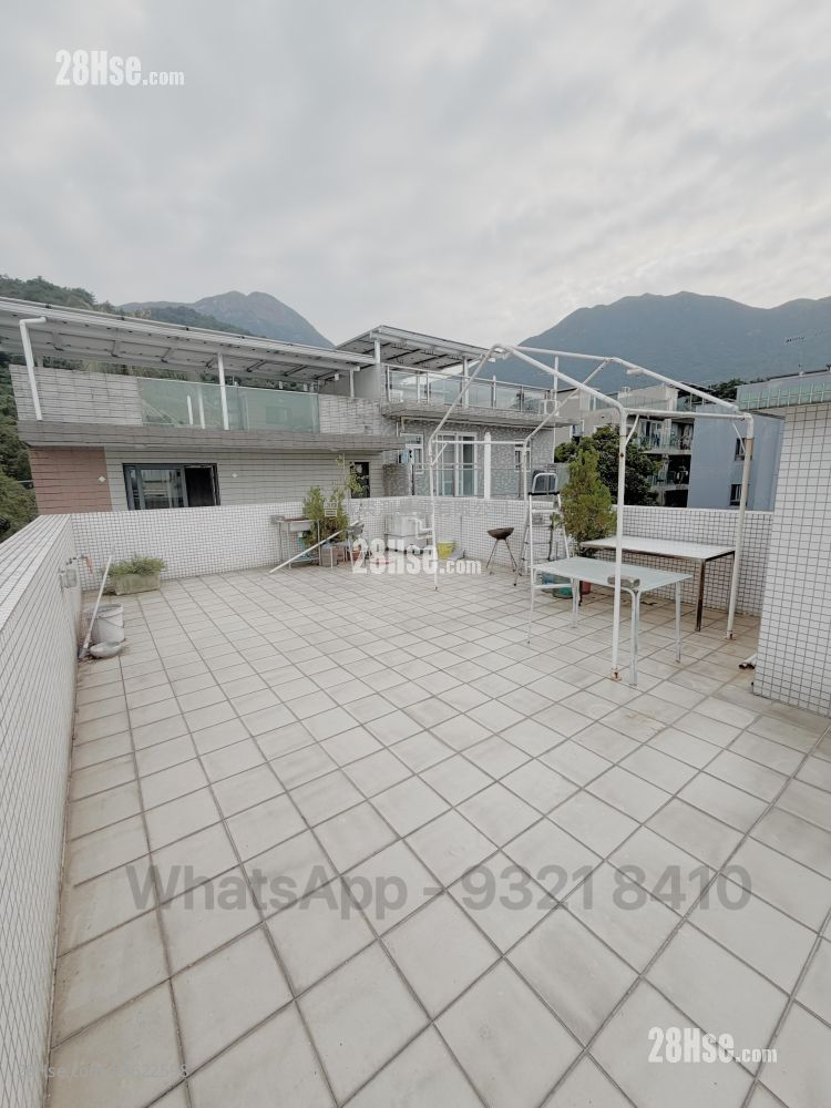 村屋 租盤 3 房 , 1 浴室 700 平方呎 村屋 租盤 3 房 , 1 浴室 700 平方呎