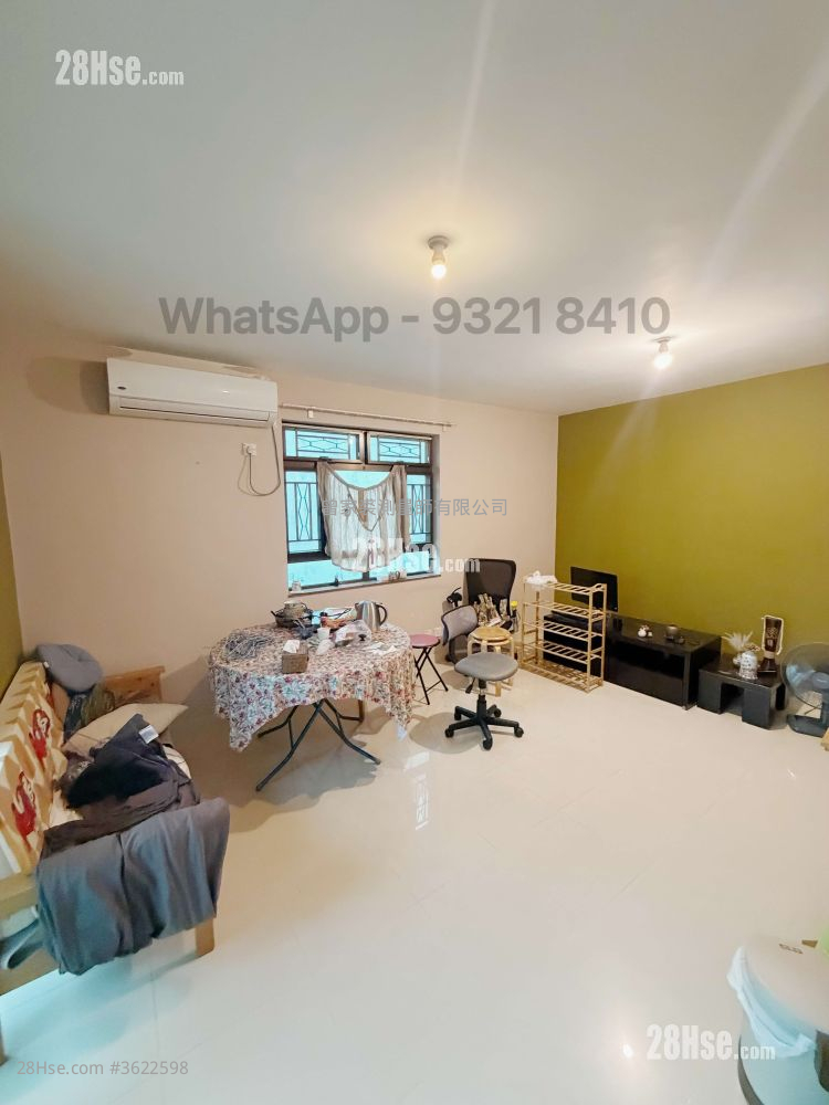 村屋 租盤 3 房 , 1 浴室 700 平方呎 村屋 租盤 3 房 , 1 浴室 700 平方呎