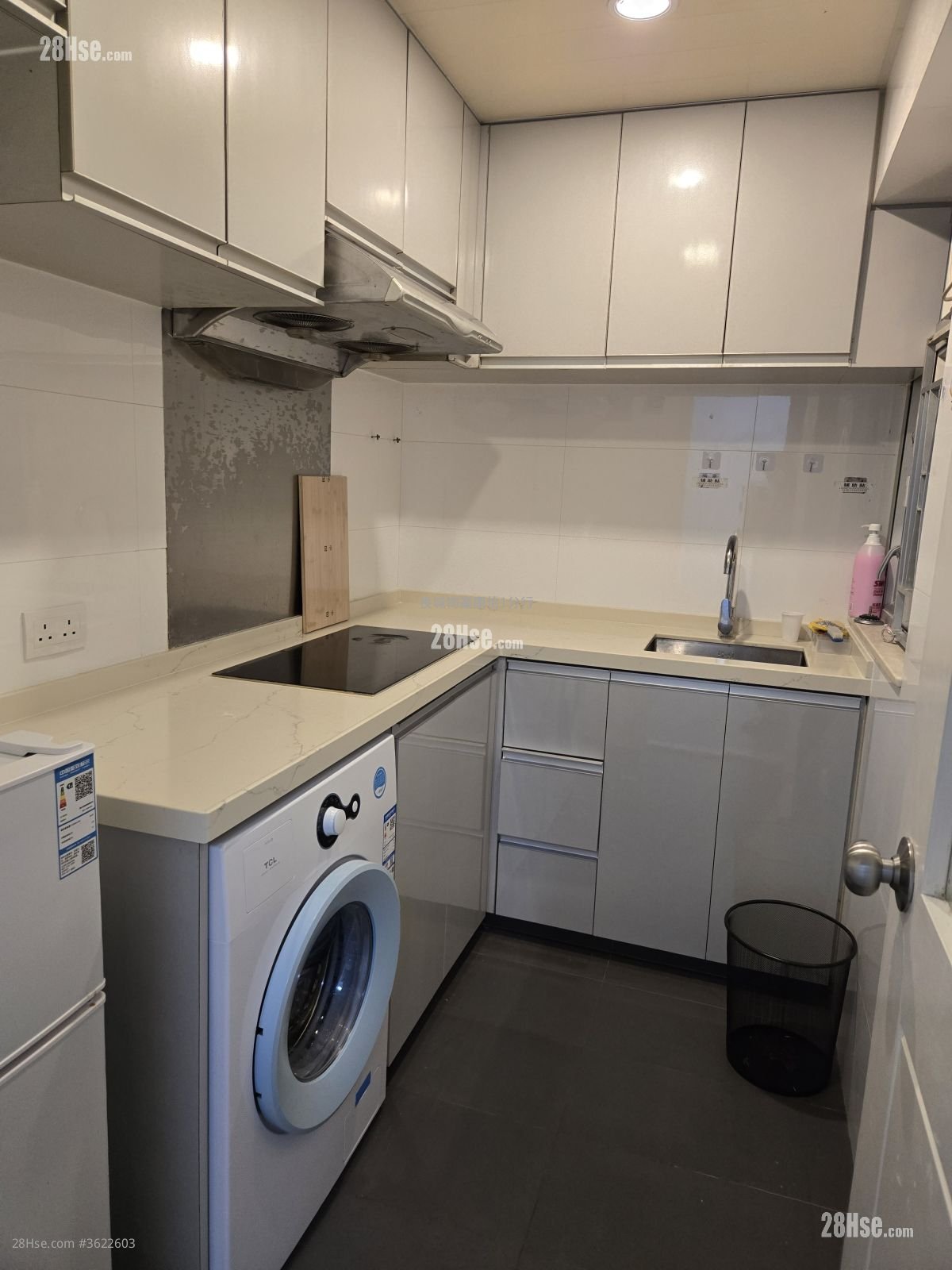 Kornhill Garden Rental 3 Bedrooms , 1 Bathroom 592 ft²