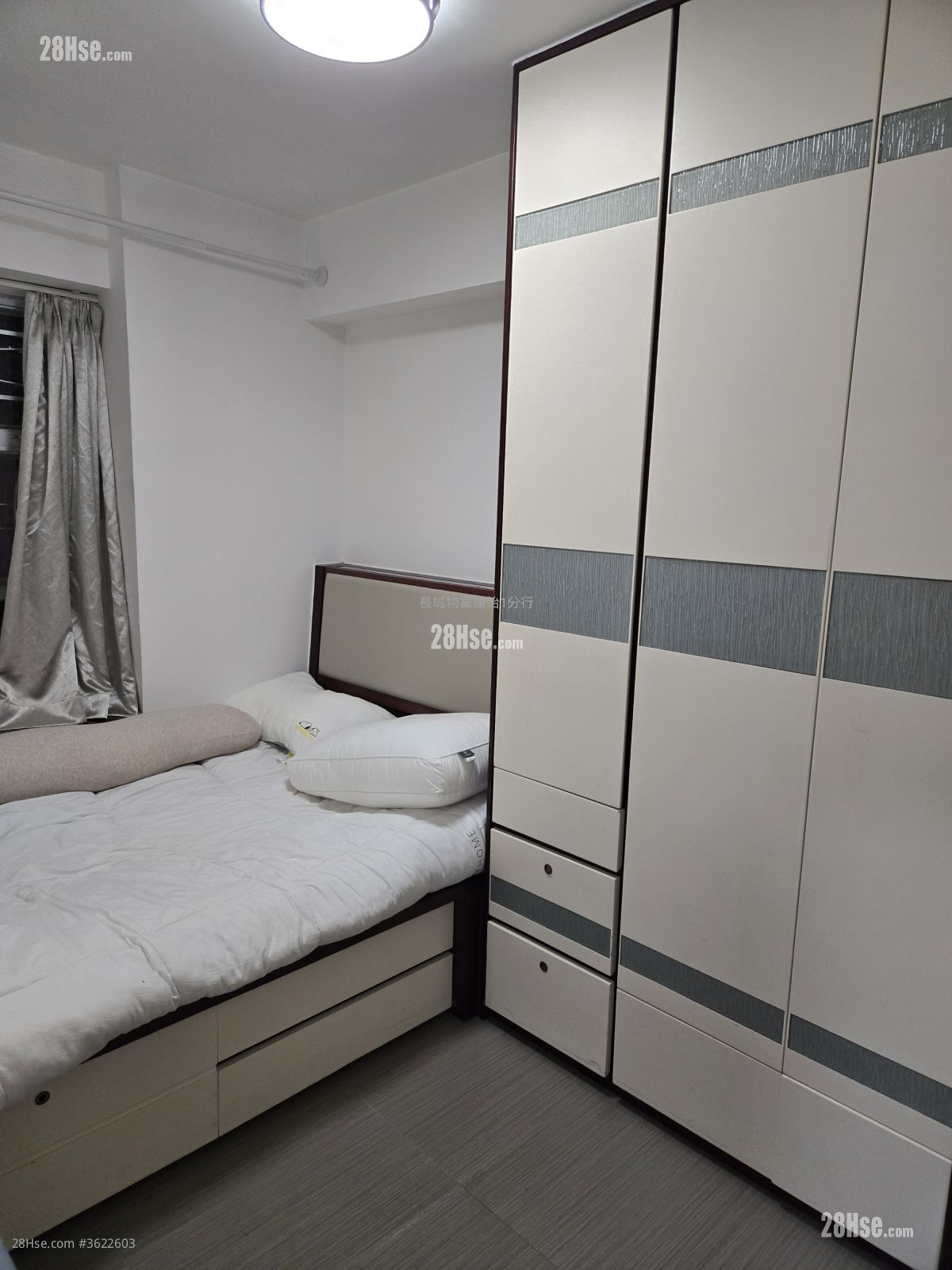 Kornhill Garden Rental 3 Bedrooms , 1 Bathroom 592 ft² Kornhill Garden Rental 3 Bedrooms , 1 Bathroom 592 ft²