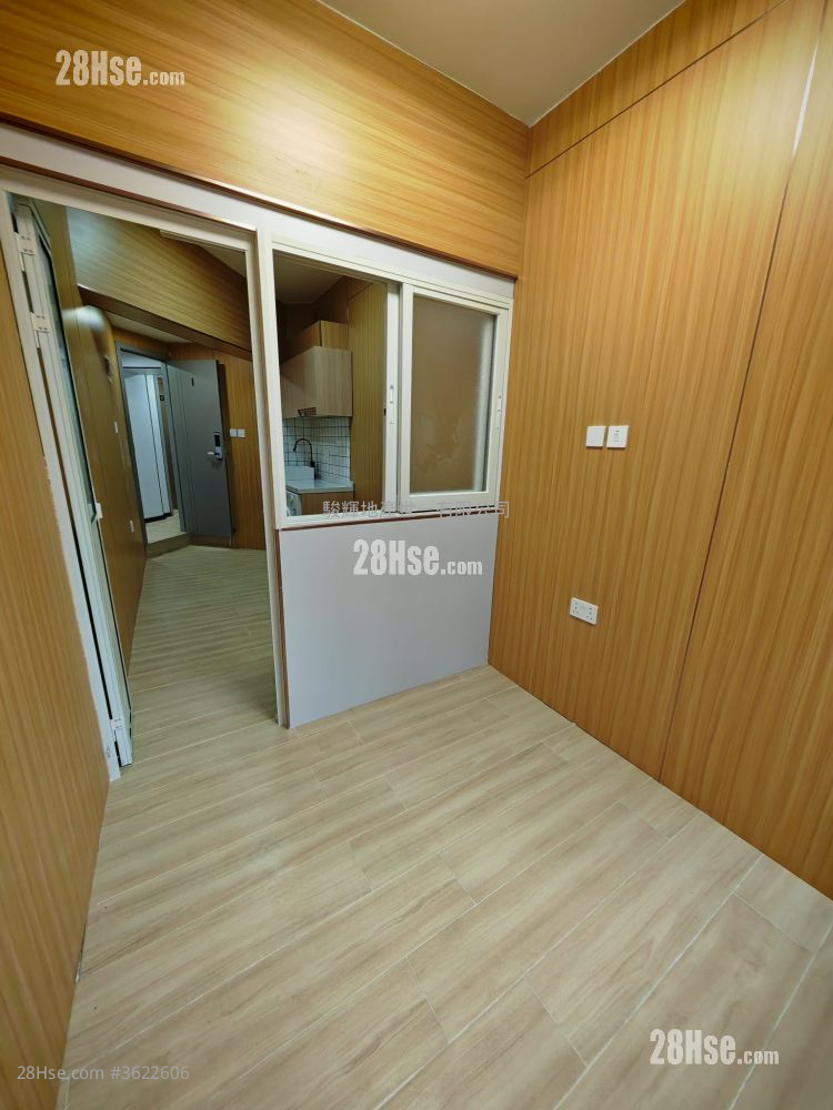 南楓樓 租盤 1 房 , 1 浴室 180 平方呎 南楓樓 租盤 1 房 , 1 浴室 180 平方呎