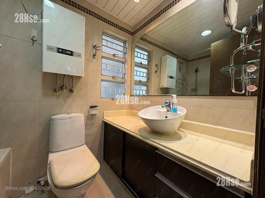 Kingswood Villas Sell 3 Bedrooms 551 ft² Kingswood Villas Sell 3 Bedrooms 551 ft²