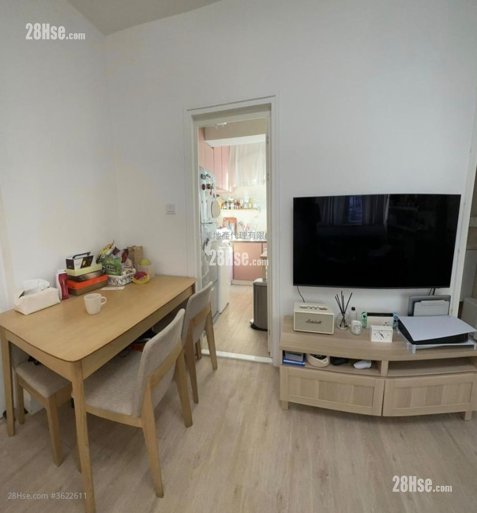 Tsuen King Garden Sell 2 Bedrooms , 1 Bathroom 362 ft² Tsuen King Garden Sell 2 Bedrooms , 1 Bathroom 362 ft²