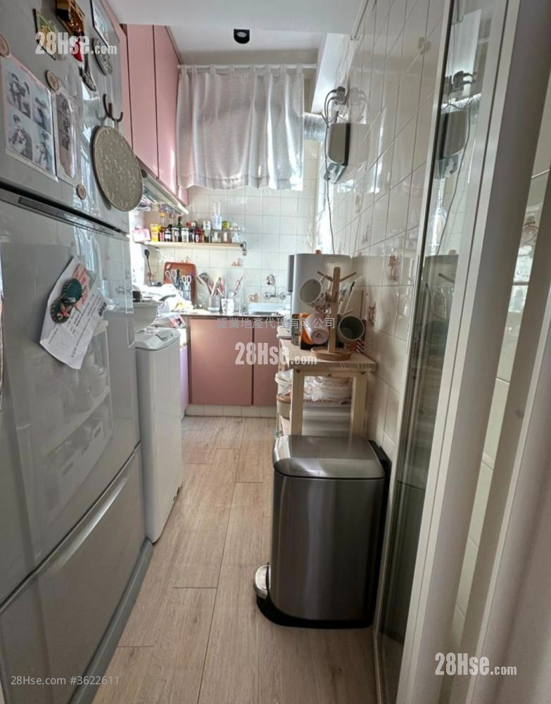 Tsuen King Garden Sell 2 Bedrooms , 1 Bathroom 362 ft² Tsuen King Garden Sell 2 Bedrooms , 1 Bathroom 362 ft²