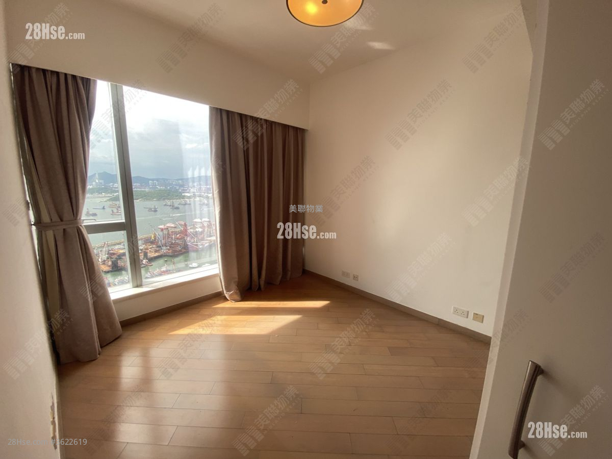 The Cullinan Rental 3 Bedrooms , 2 Bathrooms 1,008 ft² The Cullinan Rental 3 Bedrooms , 2 Bathrooms 1,008 ft²