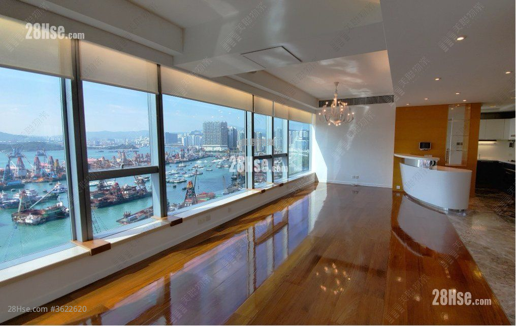 The Cullinan Rental 4 Bedrooms 1,262 ft² The Cullinan Rental 4 Bedrooms 1,262 ft²