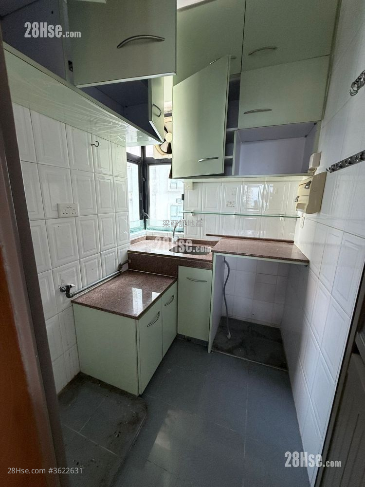 勤輝大廈 租盤 2 房 , 1 浴室 404 平方呎 勤輝大廈 租盤 2 房 , 1 浴室 404 平方呎