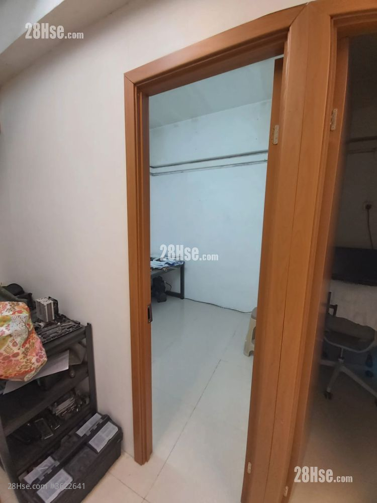 永健工業大廈 租盤 3 房 , 1 廁所 永健工業大廈 租盤 3 房 , 1 廁所