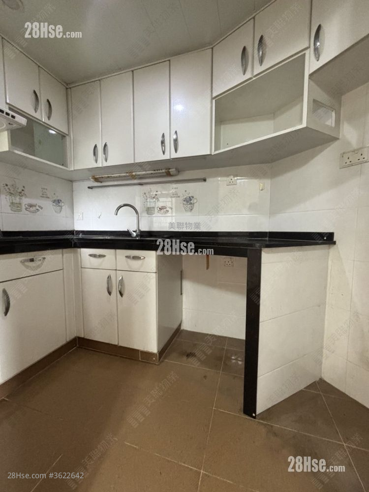 Kingswood Villas Sell 3 Bedrooms 552 ft² Kingswood Villas Sell 3 Bedrooms 552 ft²