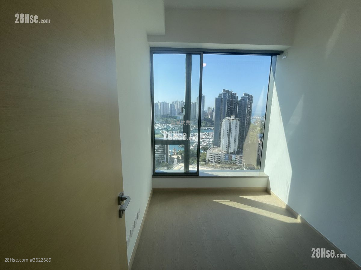 The Southside Rental 4 Bedrooms , 2 Bathrooms 1,299 ft² The Southside Rental 4 Bedrooms , 2 Bathrooms 1,299 ft²