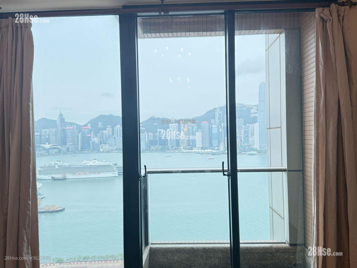 The Arch Rental 3 Bedrooms , 2 Bathrooms 841 ft² The Arch Rental 3 Bedrooms , 2 Bathrooms 841 ft²