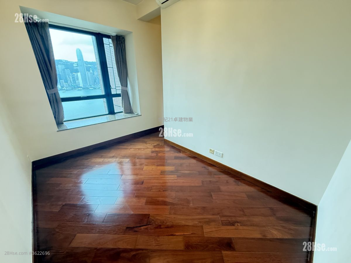 The Arch Rental 3 Bedrooms , 2 Bathrooms 841 ft² The Arch Rental 3 Bedrooms , 2 Bathrooms 841 ft²