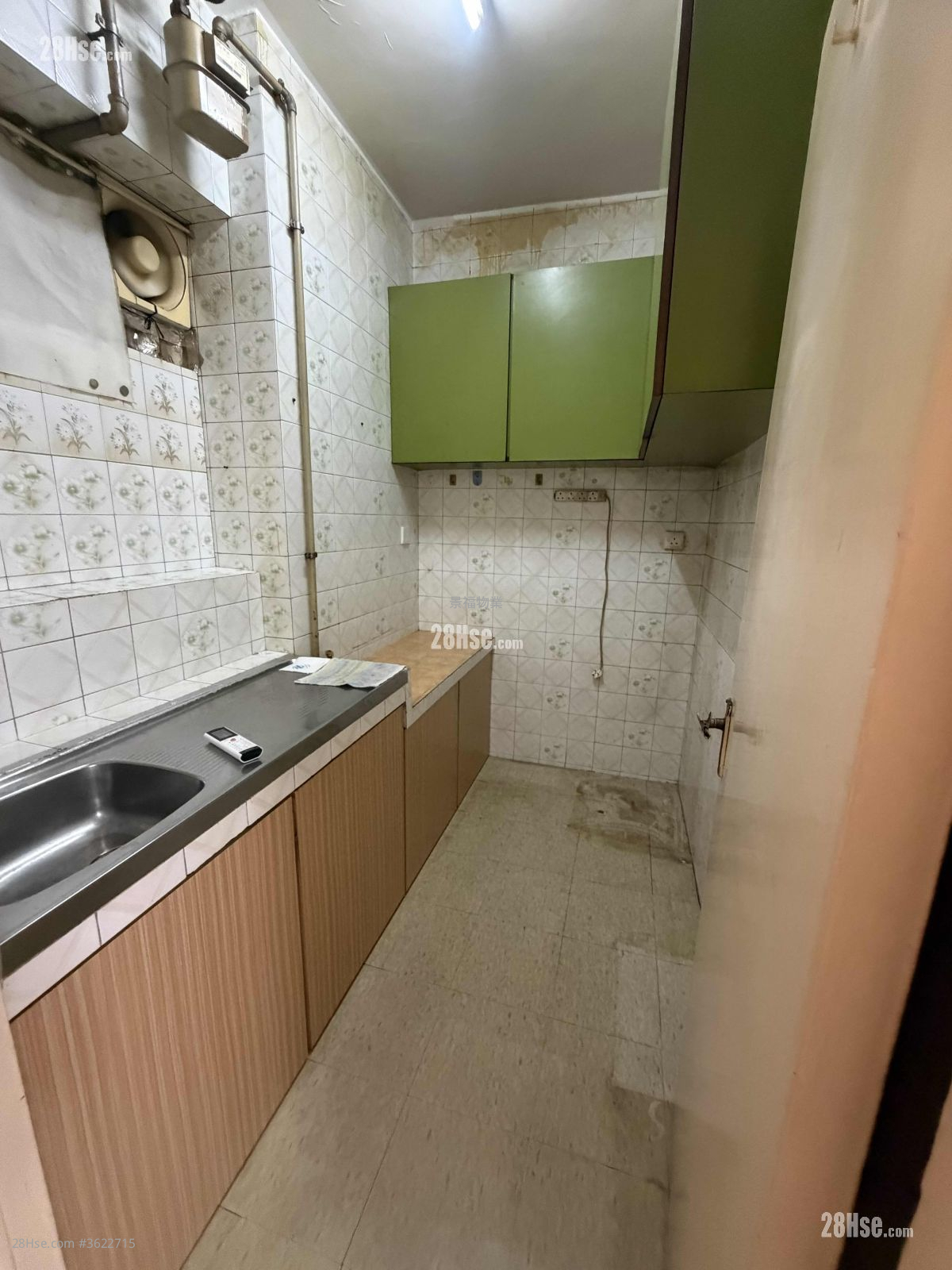 Lok Kwan House Sell 2 Bedrooms , 1 Bathroom 412 ft² Lok Kwan House Sell 2 Bedrooms , 1 Bathroom 412 ft²