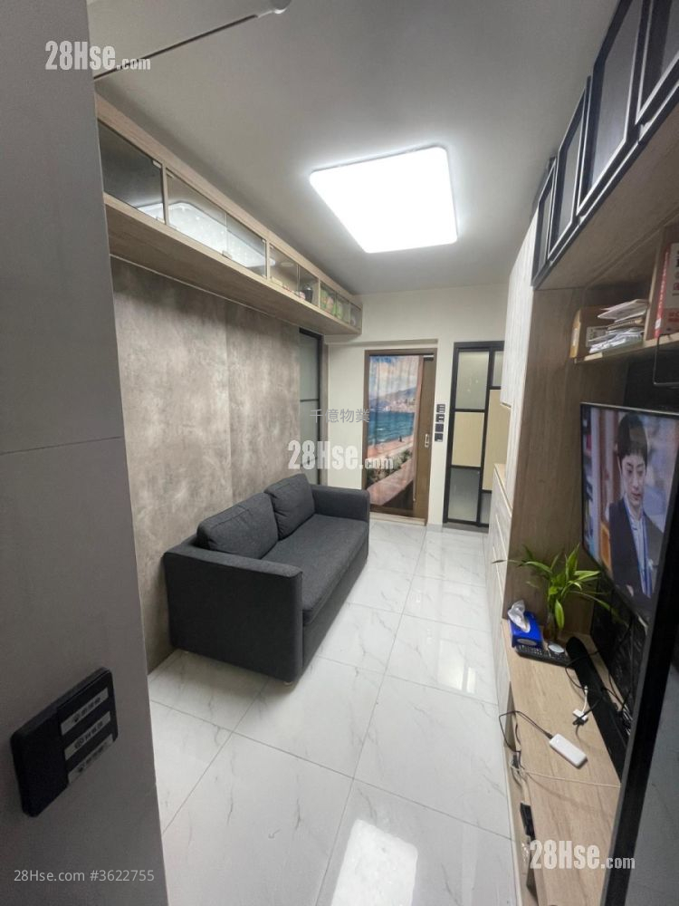 Golden Court Rental 2 Bedrooms 274 ft² Golden Court Rental 2 Bedrooms 274 ft²