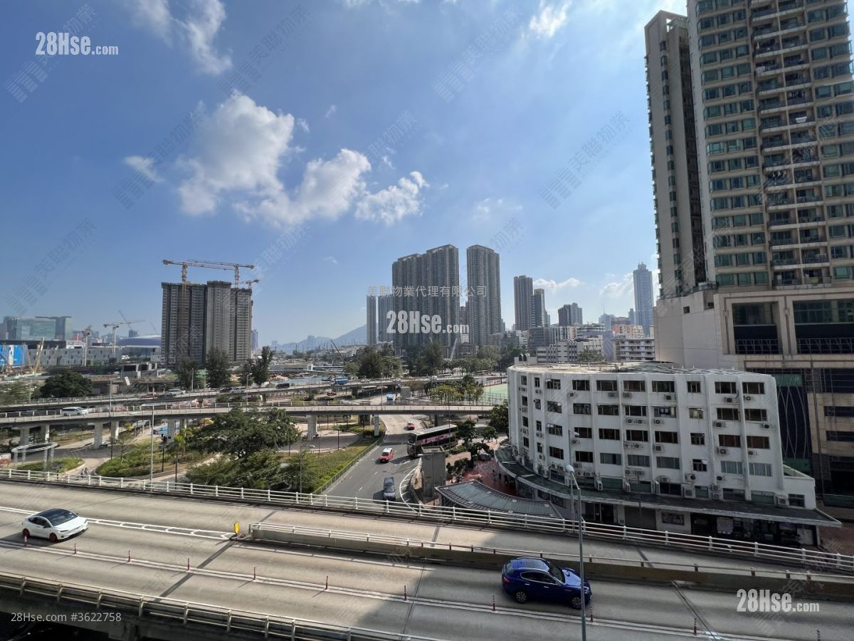 The Prince Place Sell 2 Bedrooms , 1 Bathroom 479 ft² The Prince Place Sell 2 Bedrooms , 1 Bathroom 479 ft²