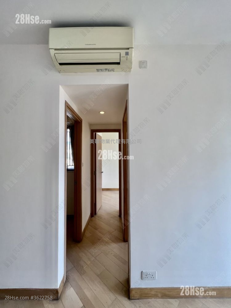 The Prince Place Sell 2 Bedrooms , 1 Bathroom 479 ft² The Prince Place Sell 2 Bedrooms , 1 Bathroom 479 ft²