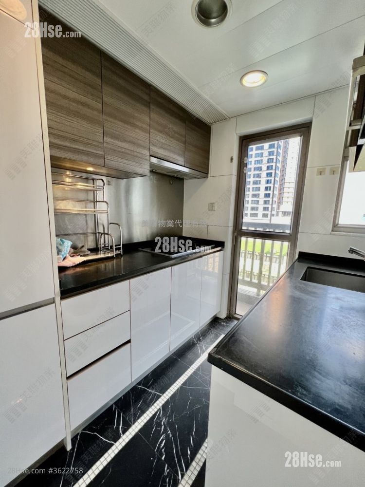 The Prince Place Sell 2 Bedrooms , 1 Bathroom 479 ft² The Prince Place Sell 2 Bedrooms , 1 Bathroom 479 ft²