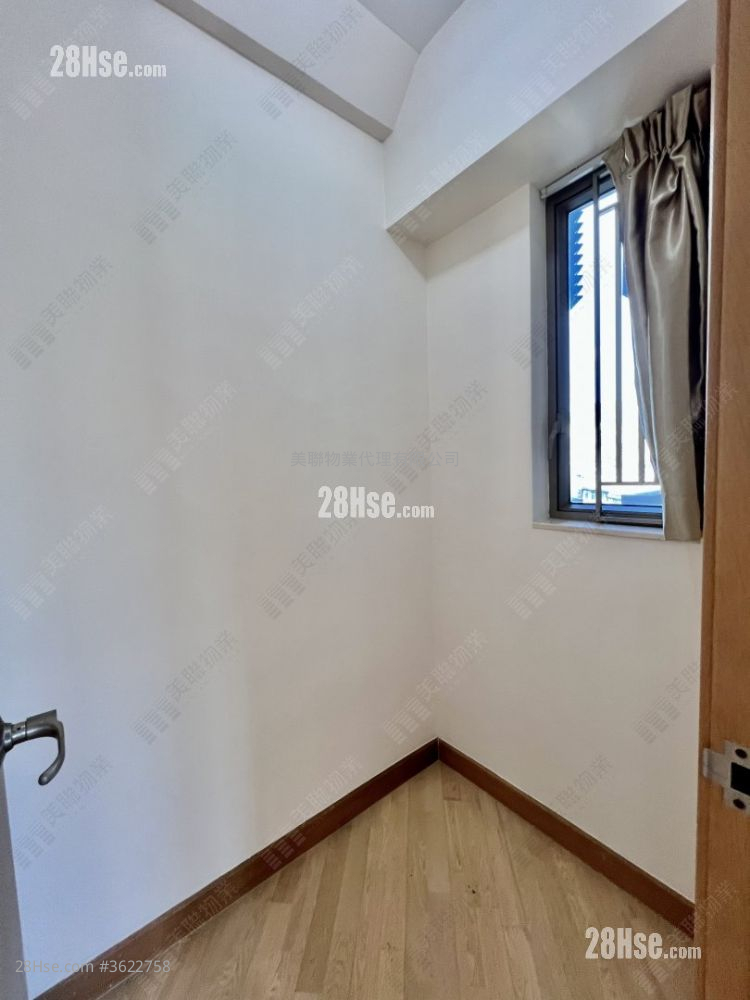 The Prince Place Sell 2 Bedrooms , 1 Bathroom 479 ft² The Prince Place Sell 2 Bedrooms , 1 Bathroom 479 ft²