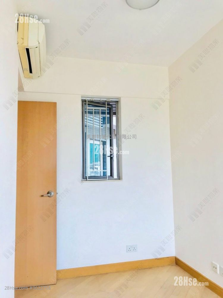 The Prince Place Sell 2 Bedrooms , 1 Bathroom 479 ft² The Prince Place Sell 2 Bedrooms , 1 Bathroom 479 ft²