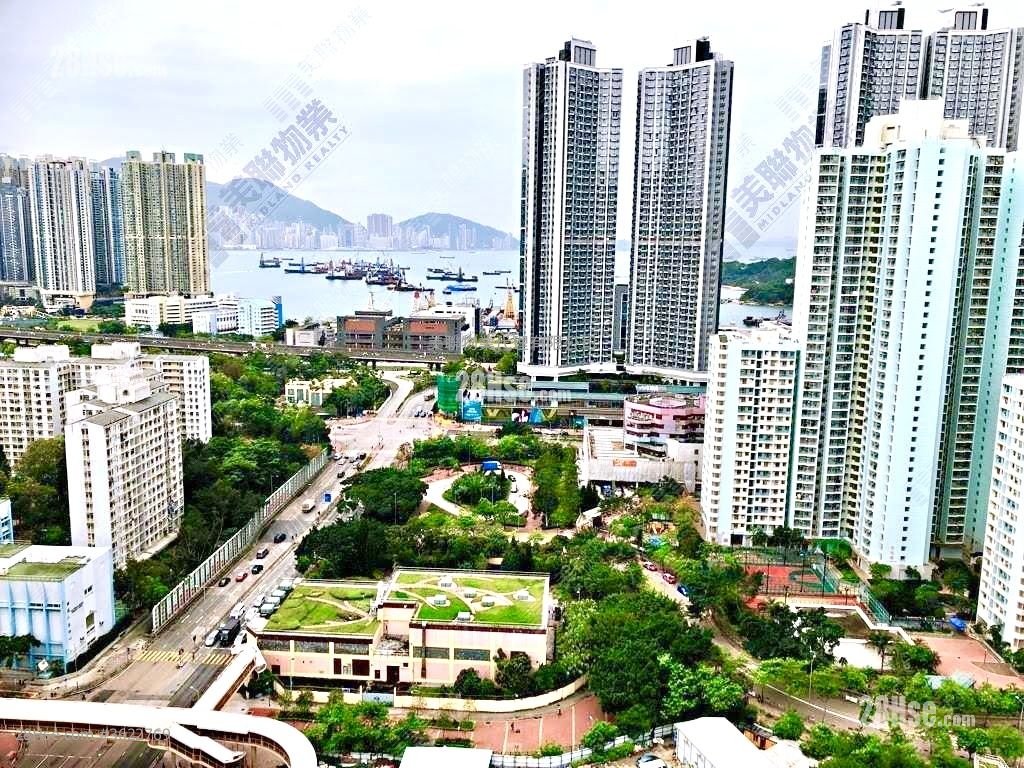 Astoria Crest Sell 1 Bedroom , 1 Bathroom 270 ft²