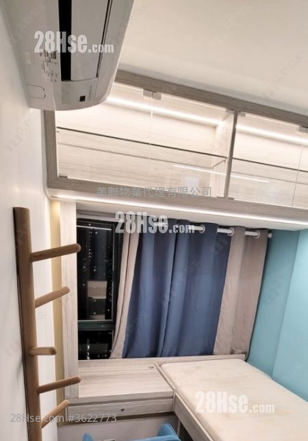 Hillville Terrace Sell 3 Bedrooms , 2 Bathrooms 674 ft² Hillville Terrace Sell 3 Bedrooms , 2 Bathrooms 674 ft²