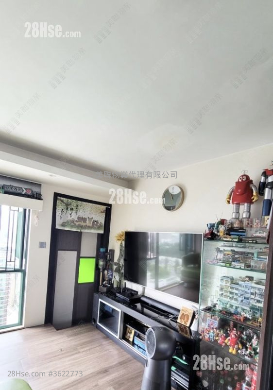 Hillville Terrace Sell 3 Bedrooms , 2 Bathrooms 674 ft² Hillville Terrace Sell 3 Bedrooms , 2 Bathrooms 674 ft²