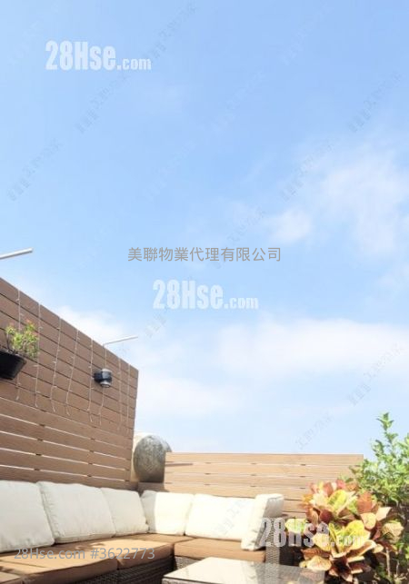 Hillville Terrace Sell 3 Bedrooms , 2 Bathrooms 674 ft² Hillville Terrace Sell 3 Bedrooms , 2 Bathrooms 674 ft²